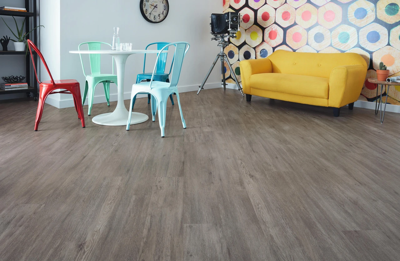 Karndean Linosa Palio Rigid PVC Flooring 1211 X 170 X 4.5mm (2.468m2 Pack) - Image 2