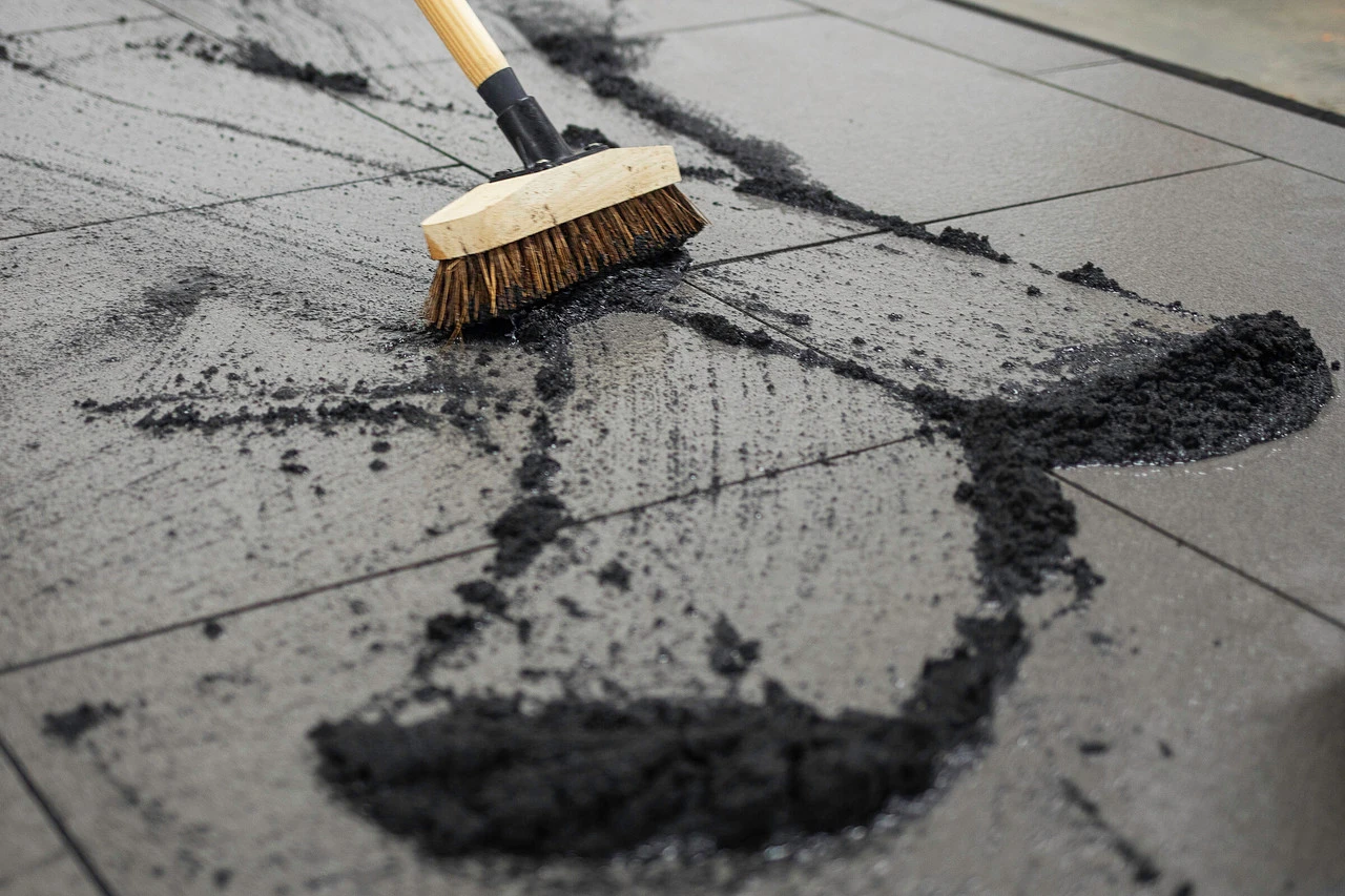 Azpects Easy Joint Select All Weather Paving Joint Compound Carbon 12.5kg (3258) - Image 4