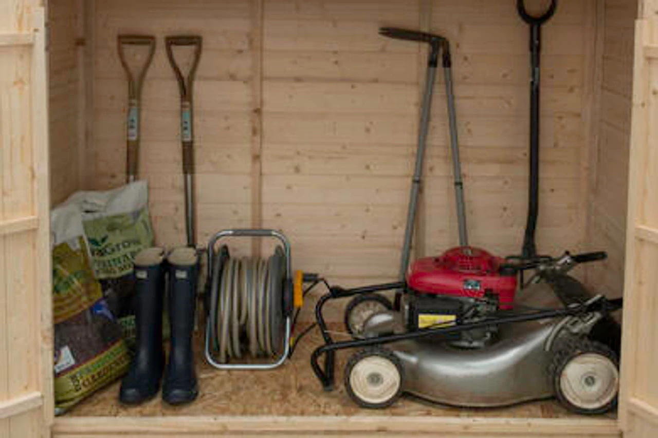 Forest Garden Shiplap Pent Large Garden Store Pressure Treated 1950 X 870 X 1450mm - Image 10