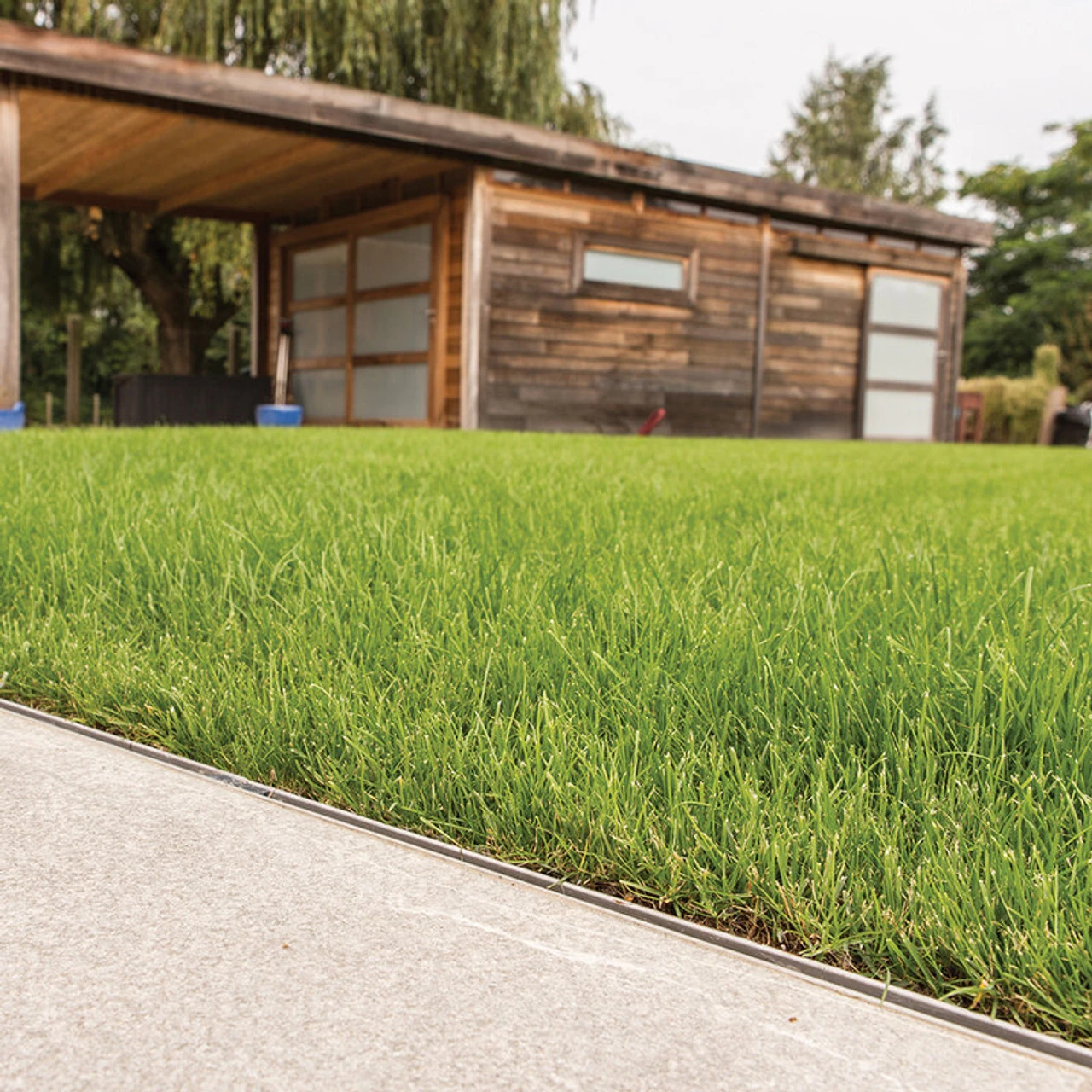 ACO RainDrain Brickslot B125 Channel With Slotted Galvanised Steel Grating - Image 3