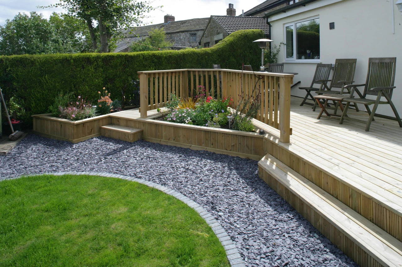 ArborDeck Timber Decking UC3u Treated Reversible Smooth Or Grooved 38 X 150mm - Image 9