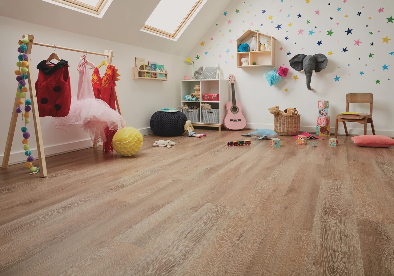 Karndean Levanzo Palio Rigid PVC Flooring 1211 X 170 X 4.5mm (2.468m2 Pack) - Image 2