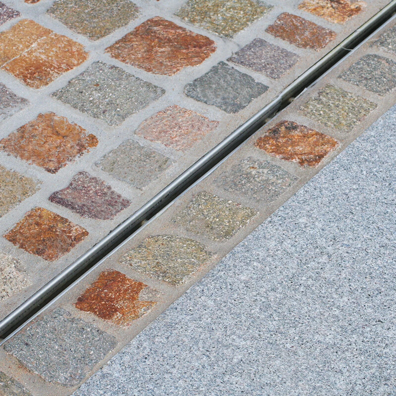 ACO RainDrain Brickslot B125 Channel With Slotted Galvanised Steel Grating - Image 2