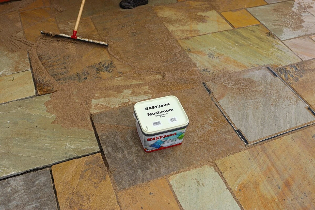 Azpects Easy Joint All Weather Paving Joint Compound Mushroom 12.5kg (3056) - Image 3