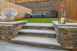 Sawn Versuro Stone Centre Stone Pack Antique Silver (30 Pack)