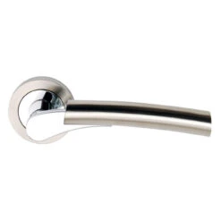 Ultimo Passage Door Lever On Round Rose SNP/PCP