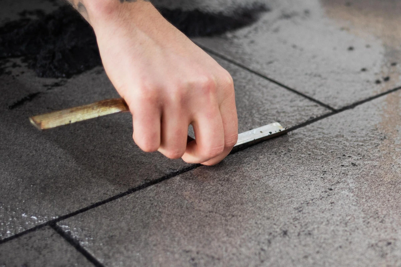 Azpects Easy Joint Select All Weather Paving Joint Compound Carbon 12.5kg (3258) - Image 7