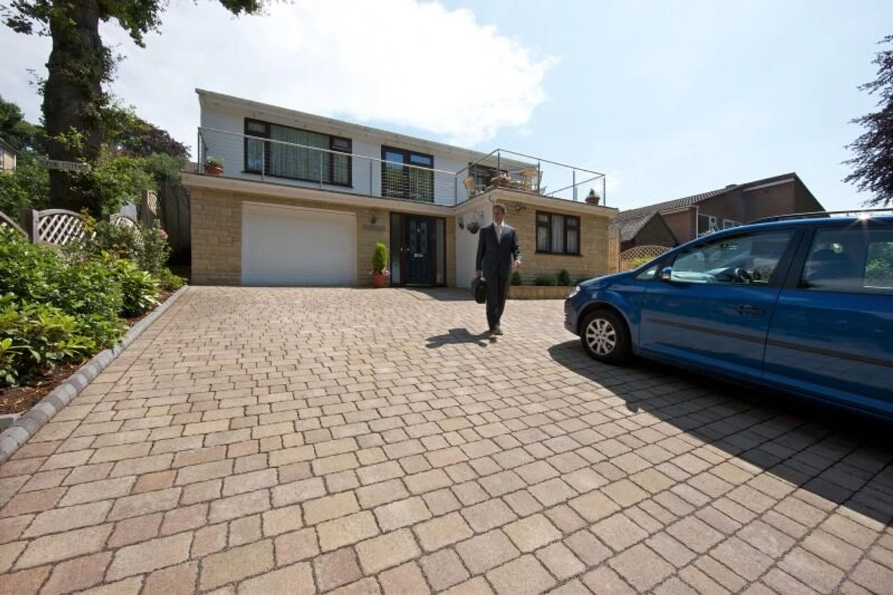 Tegula Priora Concrete Driveway Harvest 160 X 160 X 60mm (8.91m2)