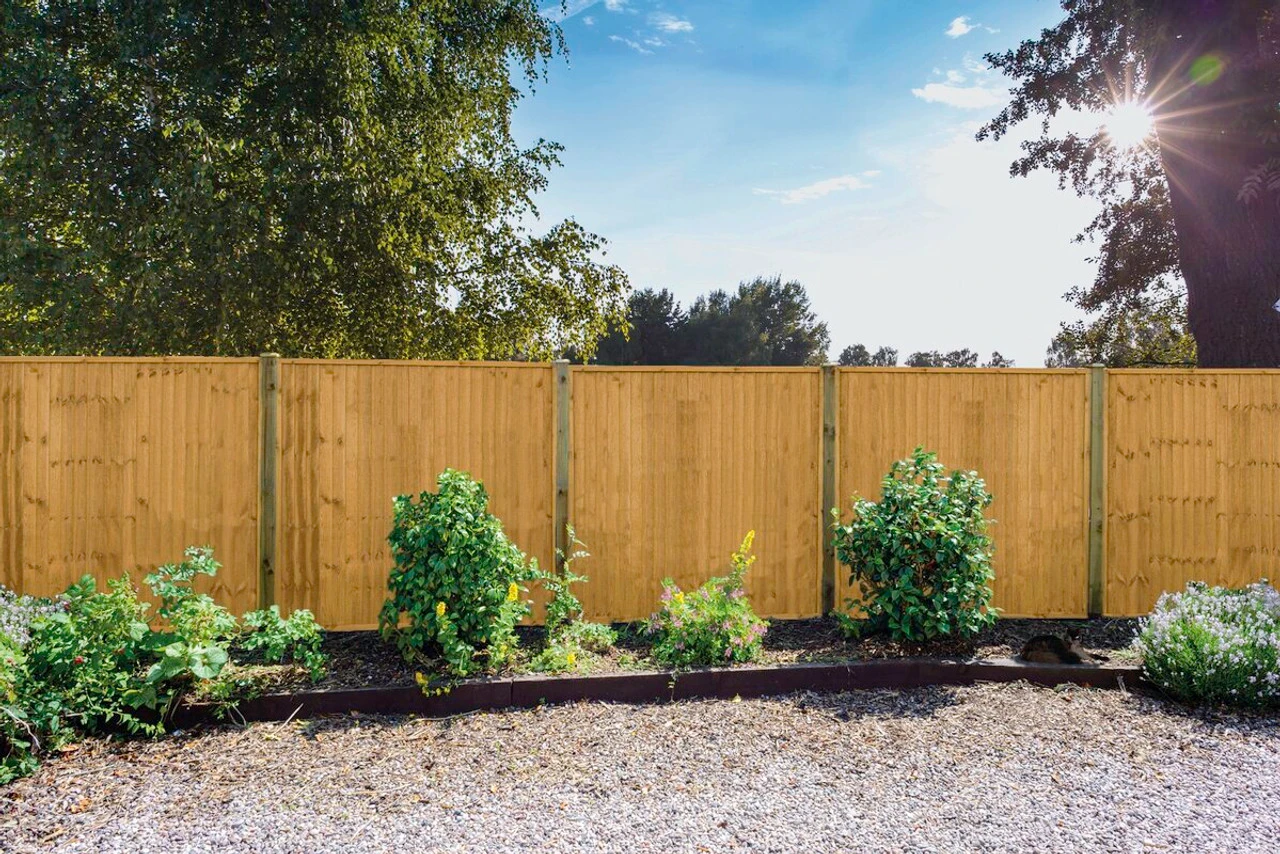 Grange Superior Closeboard (6ft) Fence Panel Golden Brown FSC 1830 X 1500 X 40mm - Image 2